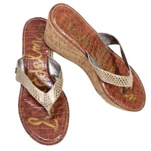 Sam Edelman Gold Metallic Snake Print Thong Wedge Sandals Size 8.5 Flip Flops